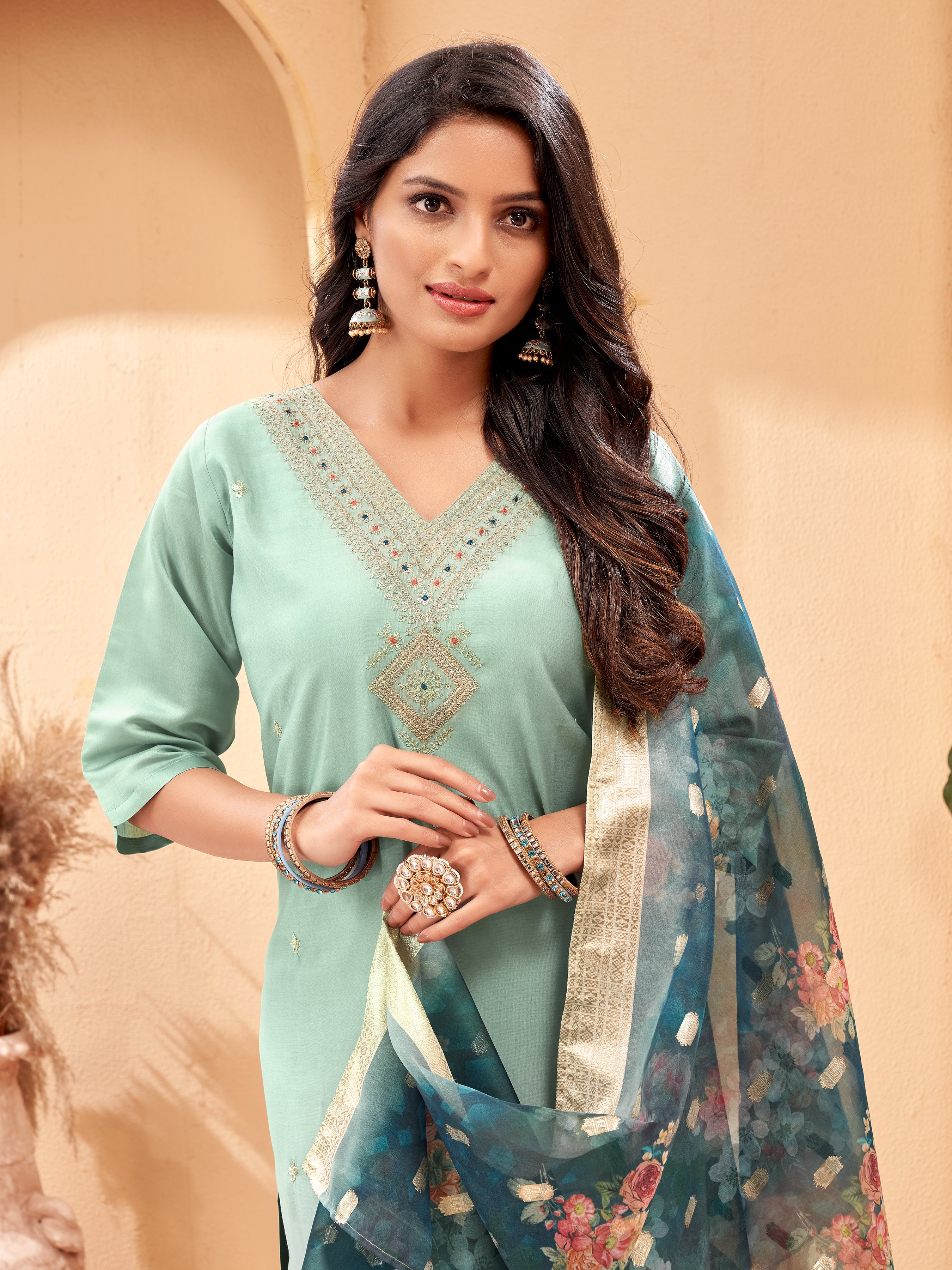 WOMEN Embrodairy Stright Kurta Set