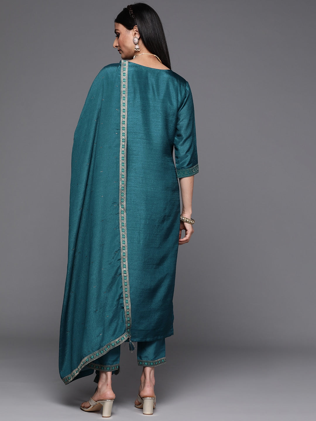 Women Special Jacquard Work Kurta Set And Dupatta