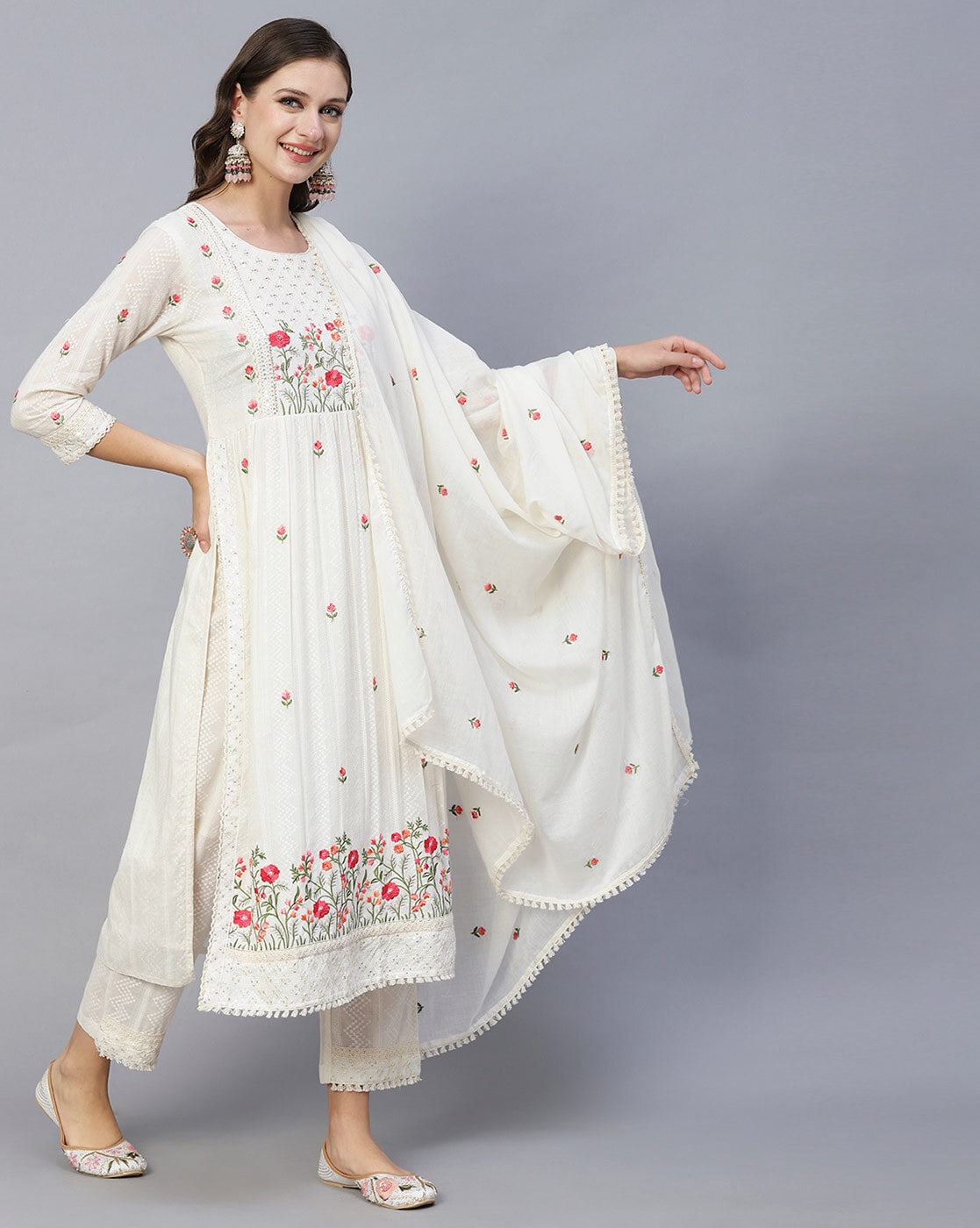 Women heavy Embroidered Viscose Rayon Blend kurta set