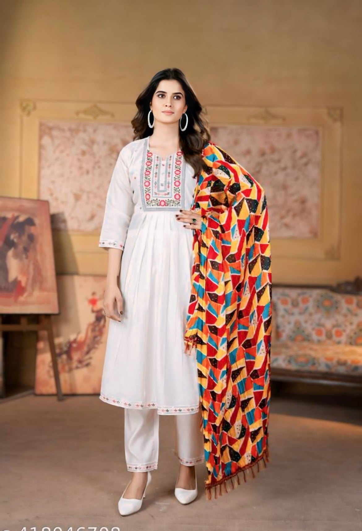 Women Embroidered Viscose Chanderi kurta set