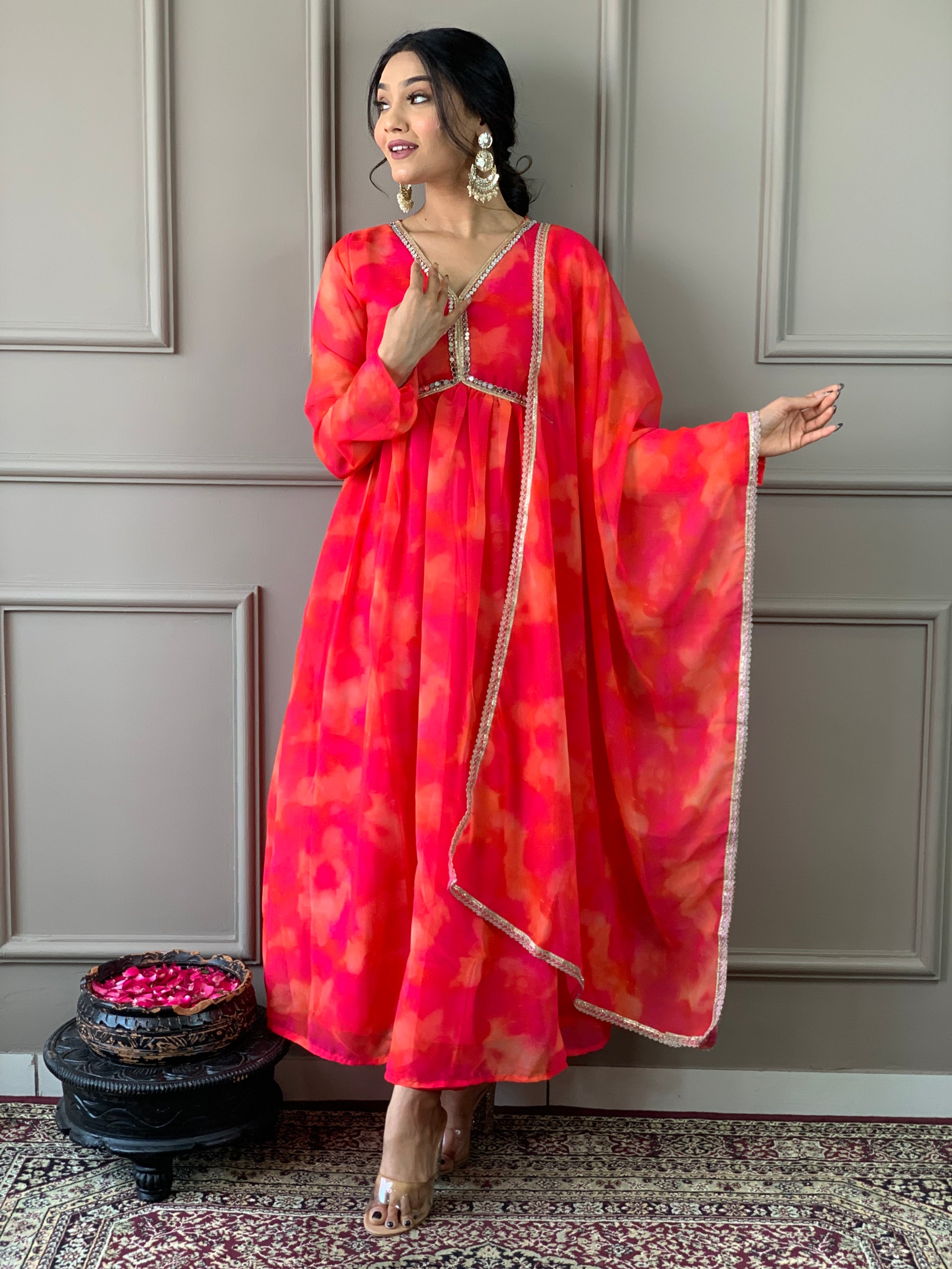 WOMEN STRIGHT PRINT KURTA SET
