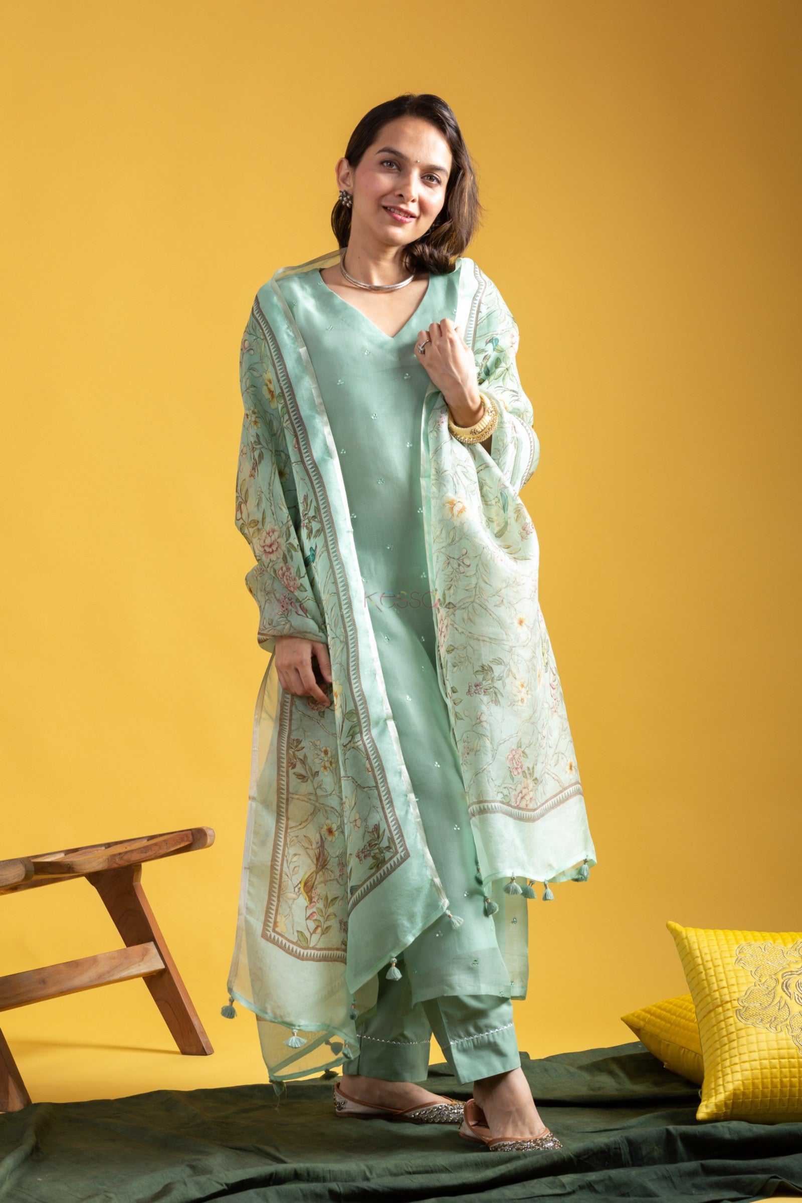 Simple and Elegant Pastel Green Kurti