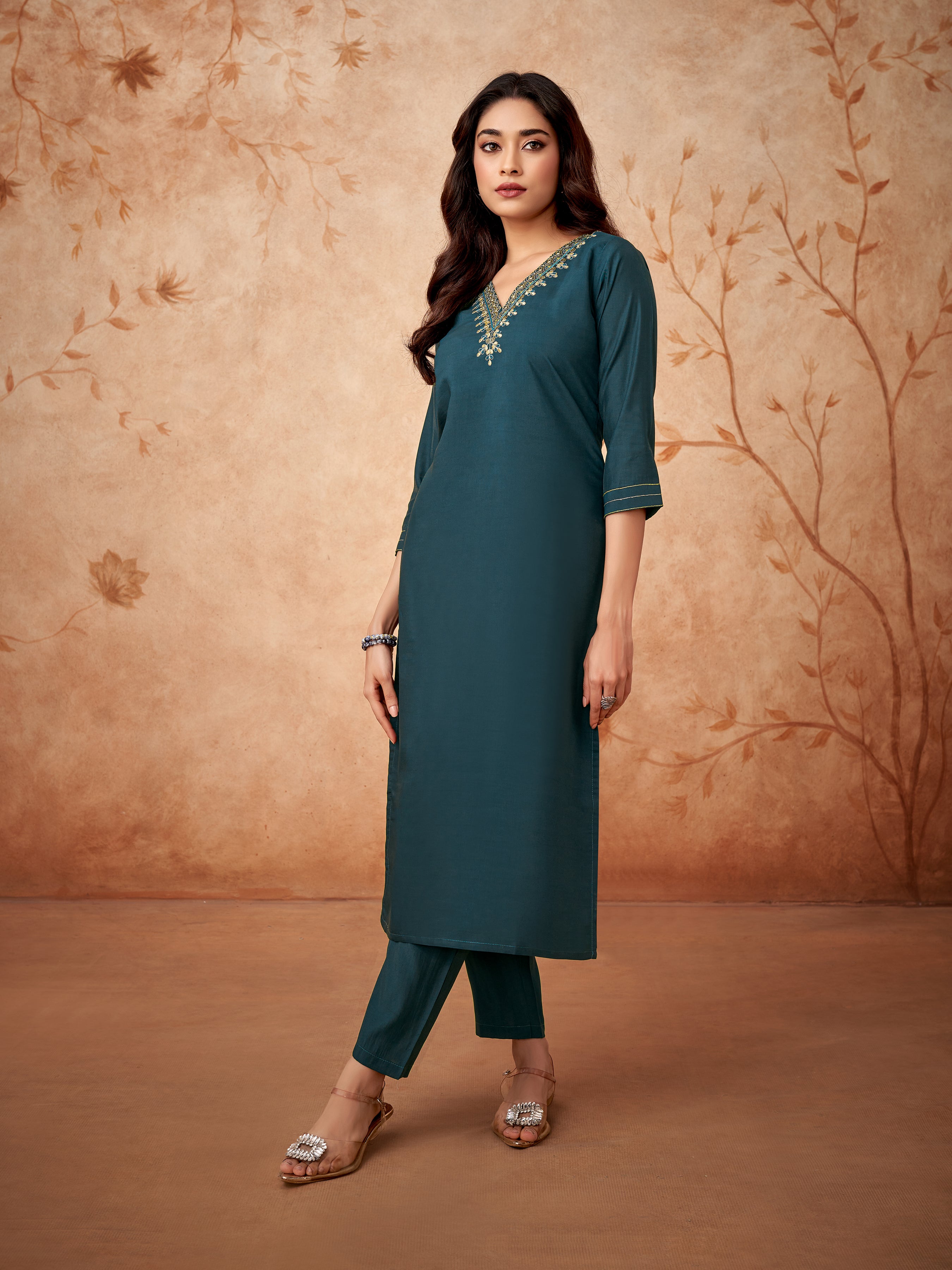 Women"s Green Embroidery Straight Kurta Pant With Dupatta
