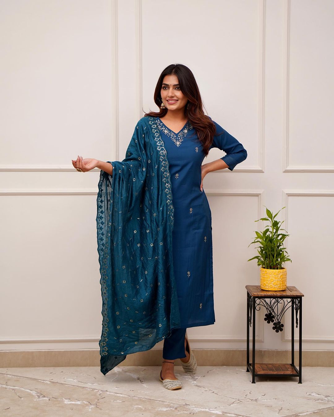Women Embroidered Anarkali Kurta Set