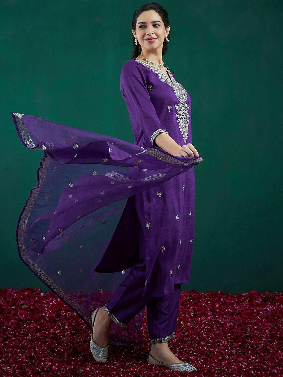 Women Embroidered VISCOSE CHANDERI kurta set