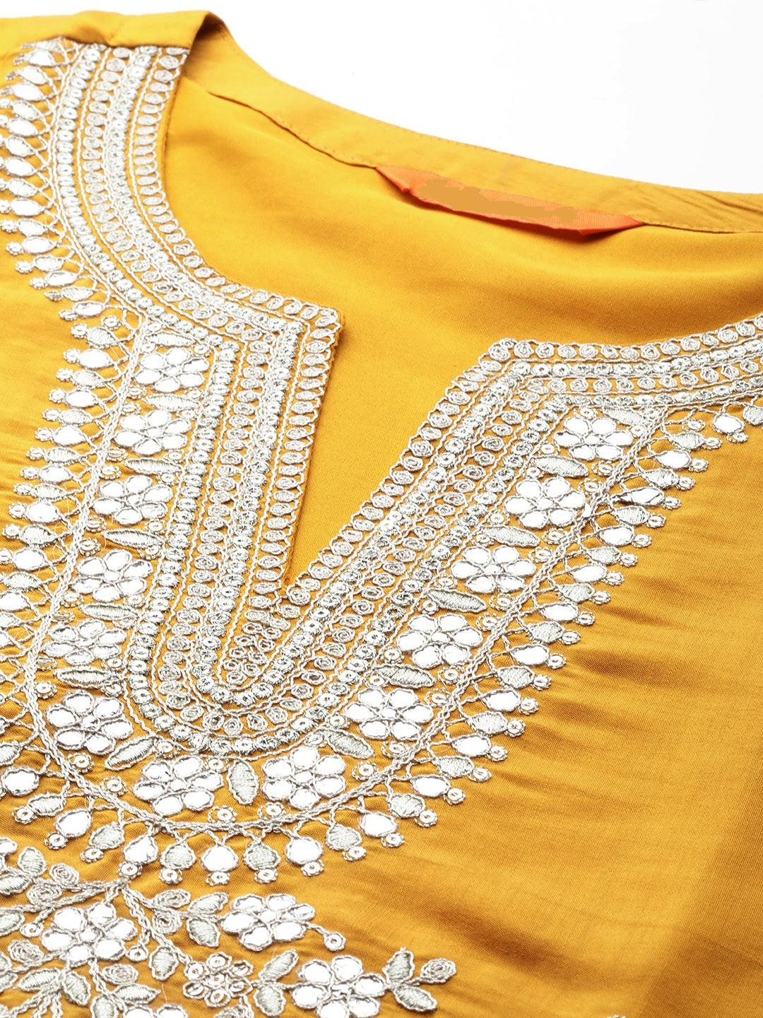 Women Embroidered VISCOSE CHANDERI kurta set