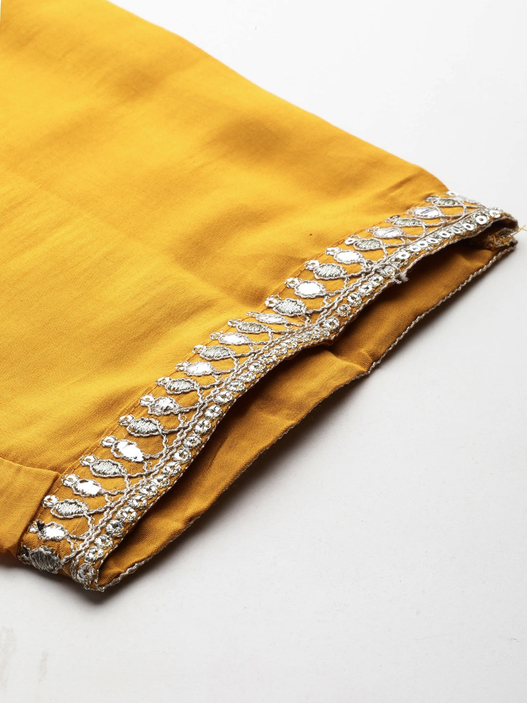 Women Embroidered VISCOSE CHANDERI kurta set