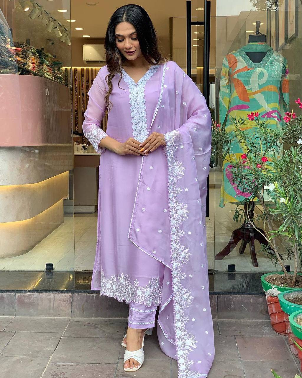 Women Embroidered PURE RUSSIAN SILK kurta set