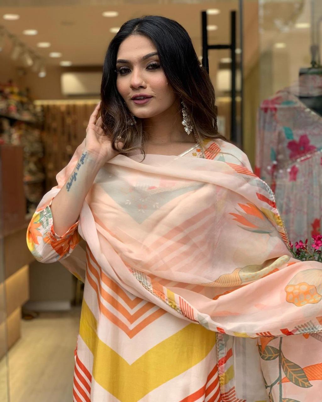 Women Printed Straight Kurta Suit Set