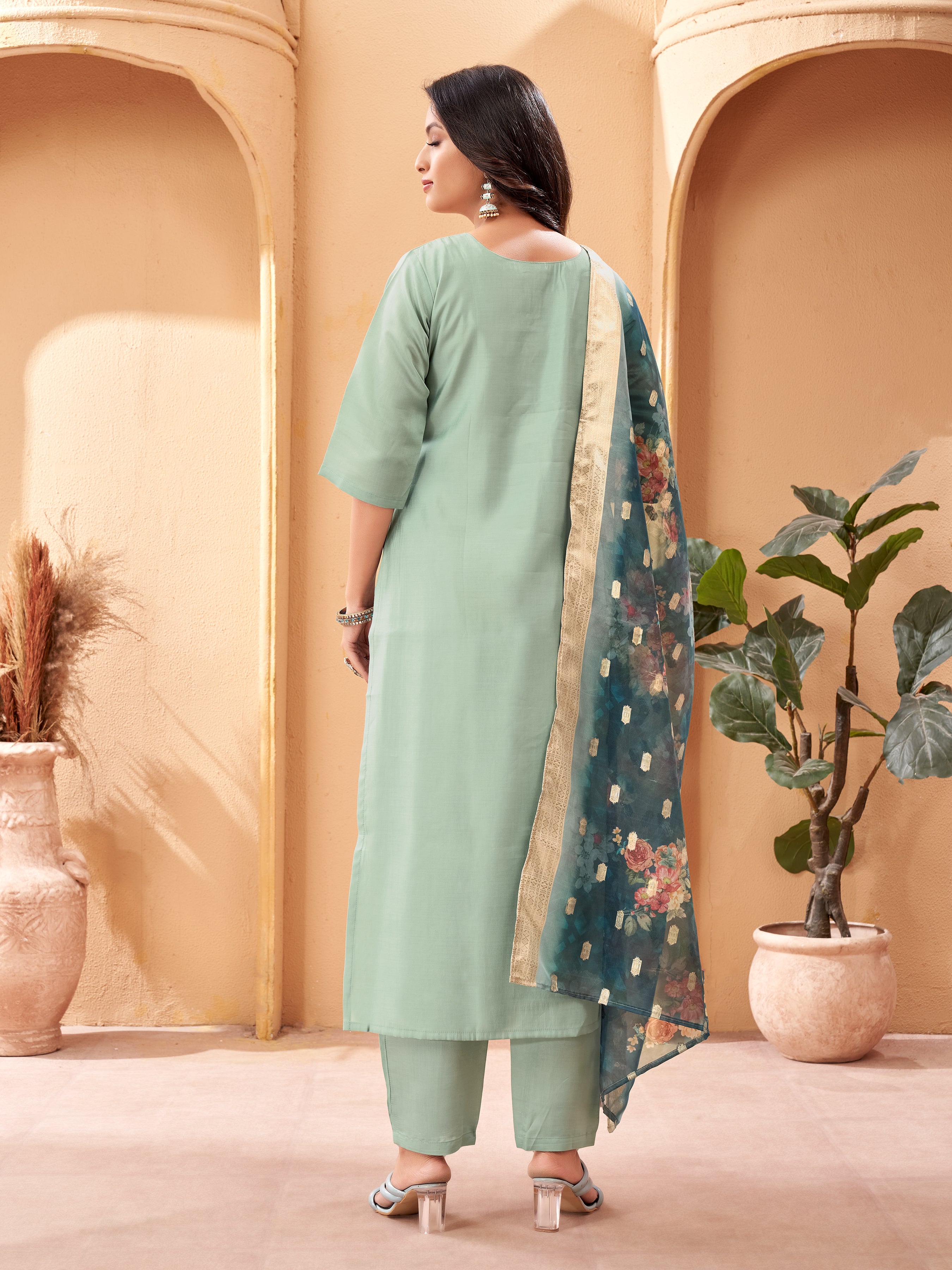 WOMEN Embrodairy Stright Kurta Set