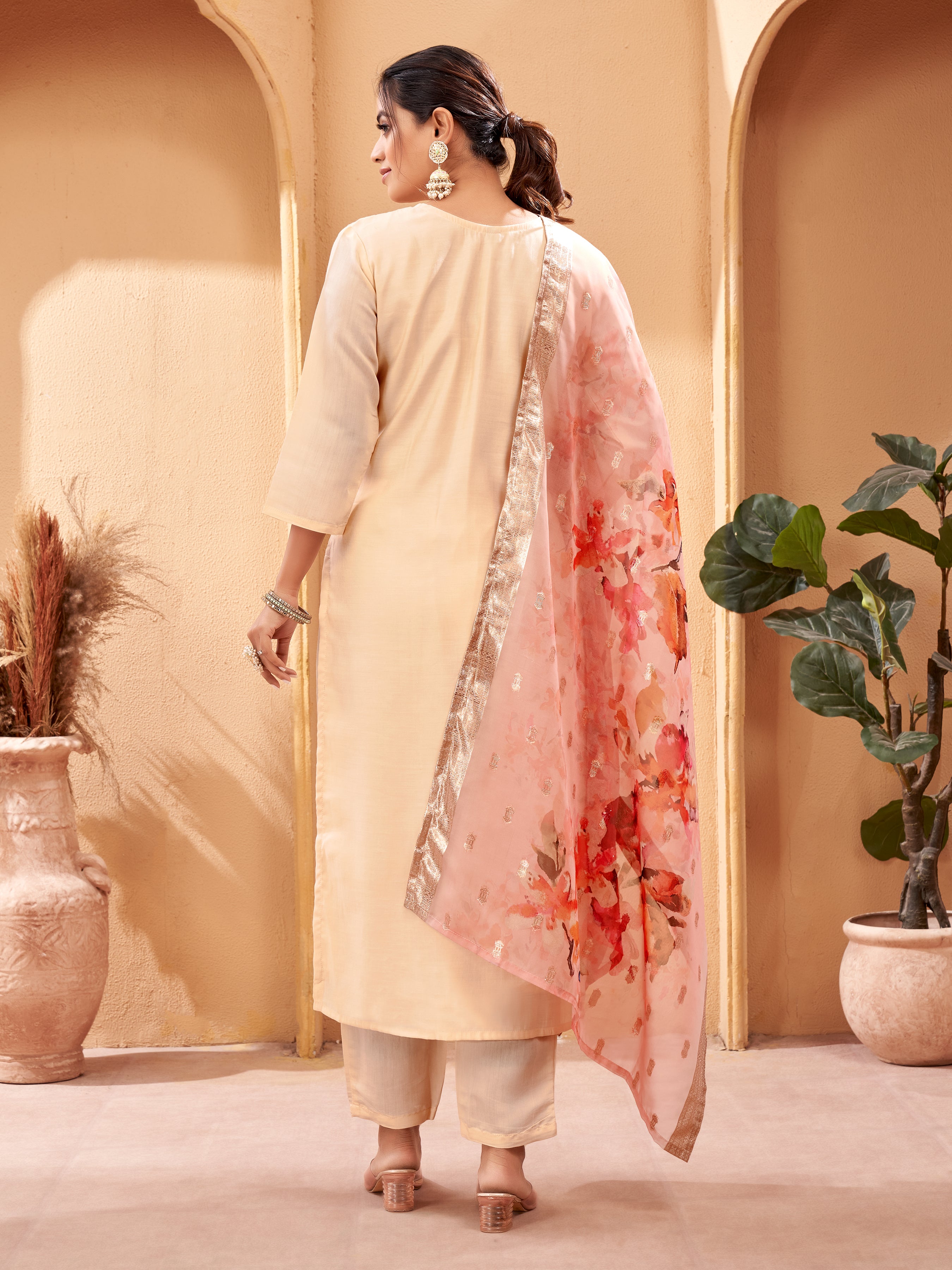 WOMEN Embrodairy Stright Kurta Set