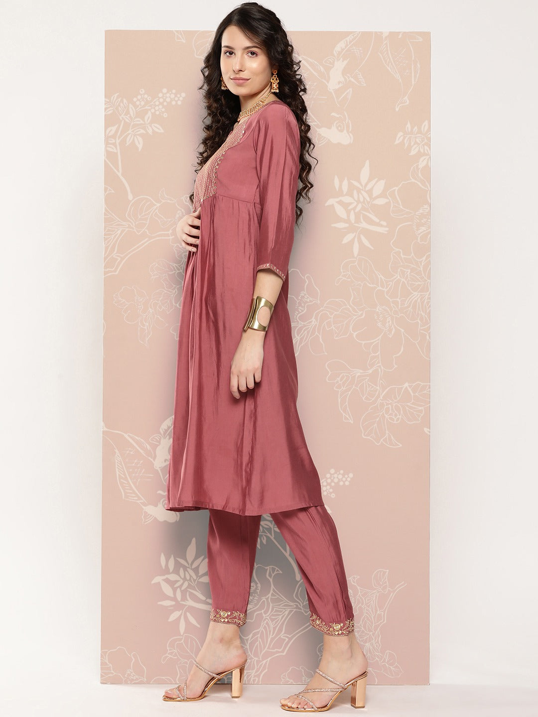 Round-Neck Straight Kurta Set