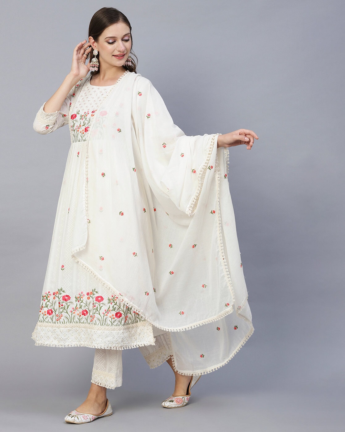 Women heavy Embroidered Viscose Rayon Blend kurta set