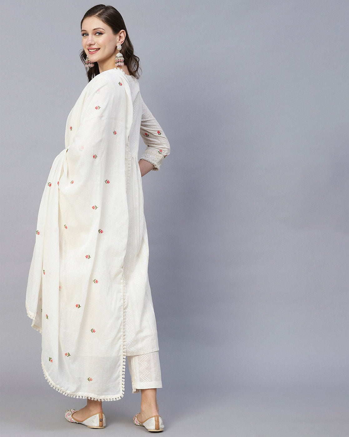 Women heavy Embroidered Viscose Rayon Blend kurta set