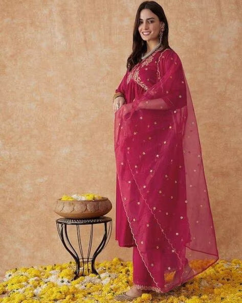 Women Kurta with Pant & Dupatta