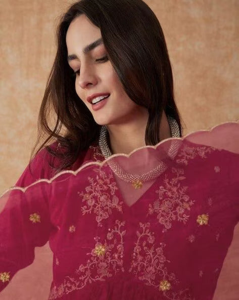 Women Kurta with Pant & Dupatta