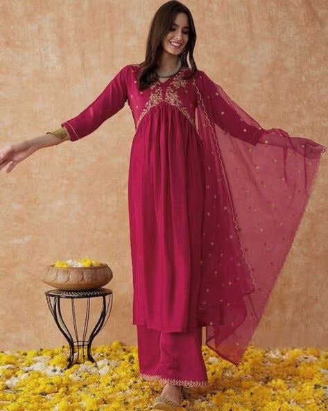 Women Kurta with Pant & Dupatta