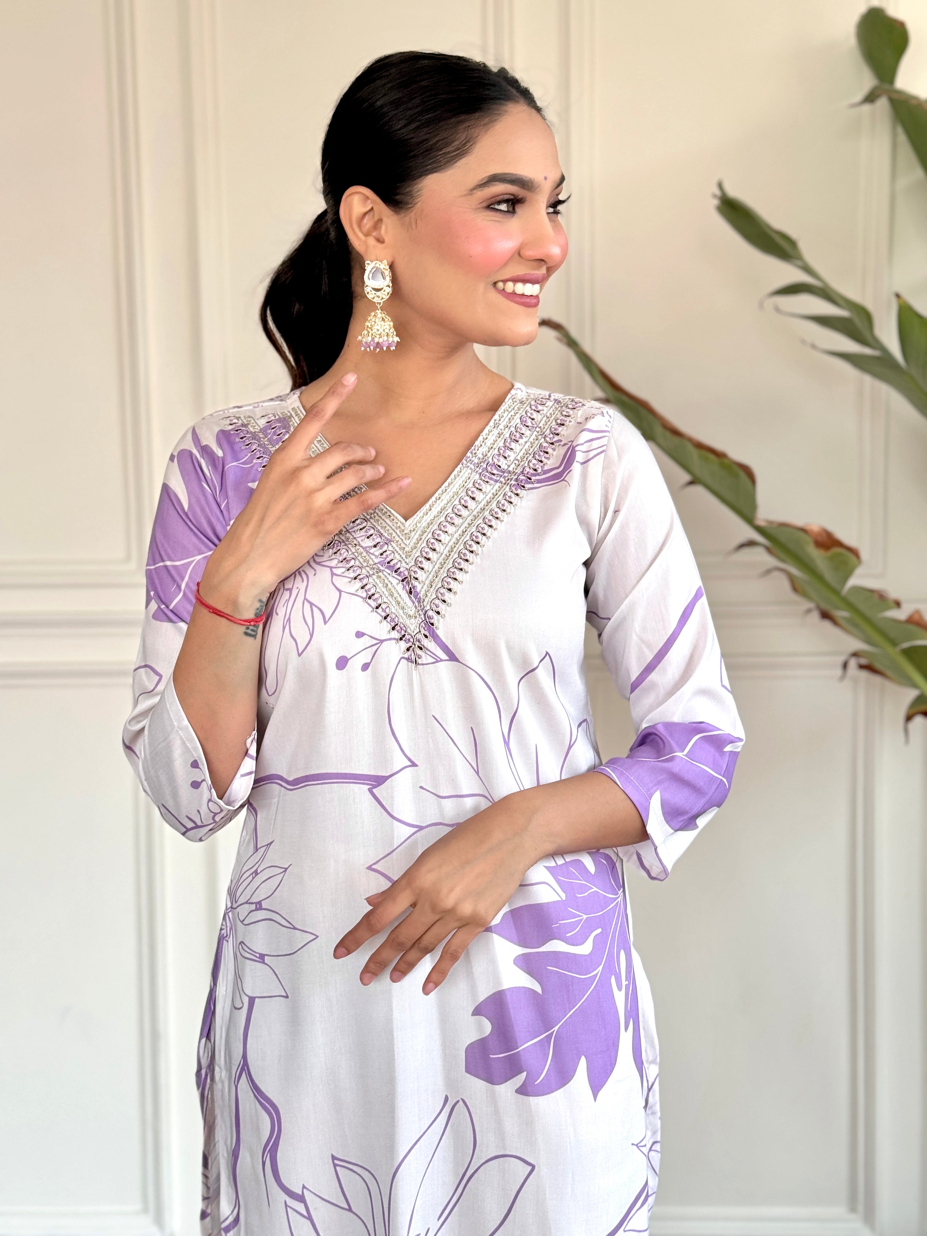 Women Embroidered Straight Kurta with Pants & Dupatta Set For Girls And Women ( white )
