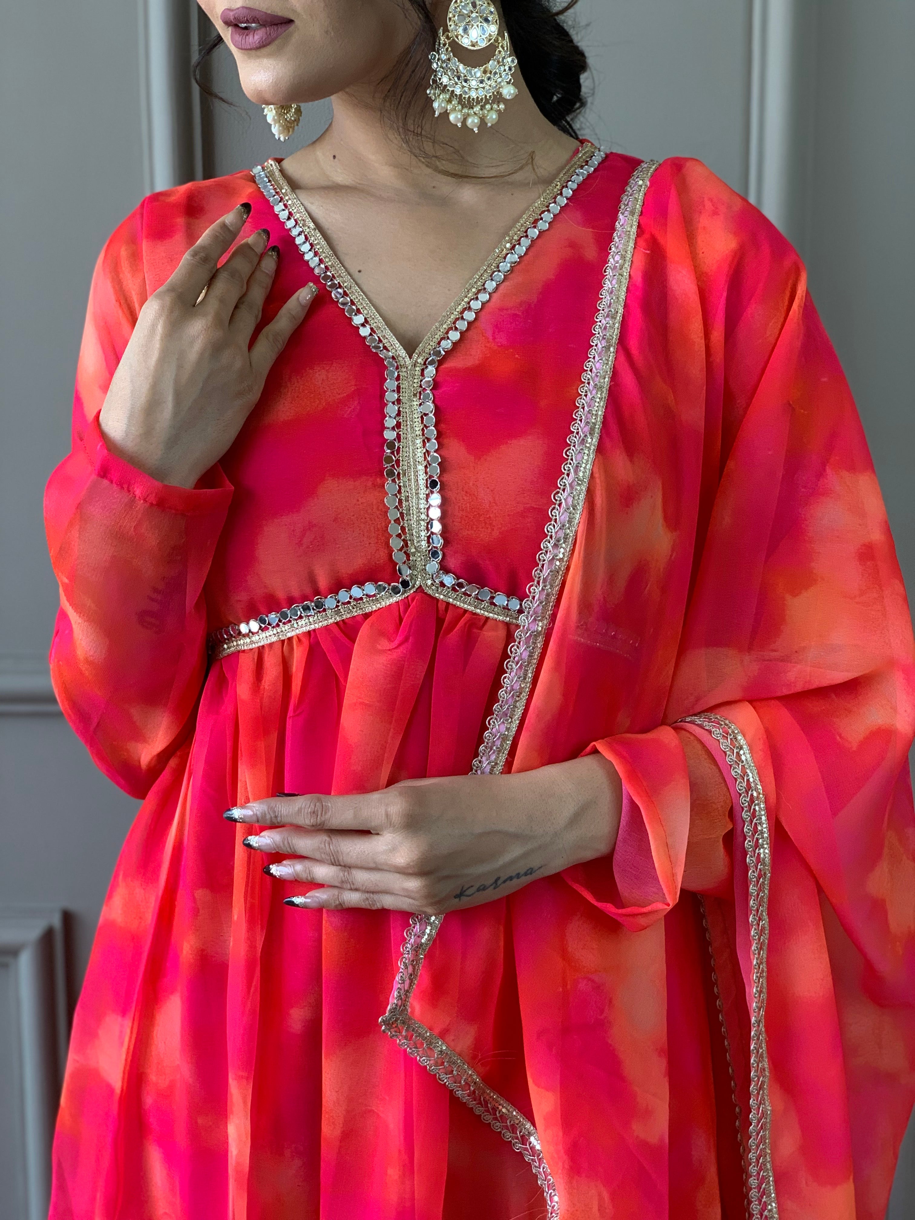 WOMEN STRIGHT PRINT KURTA SET