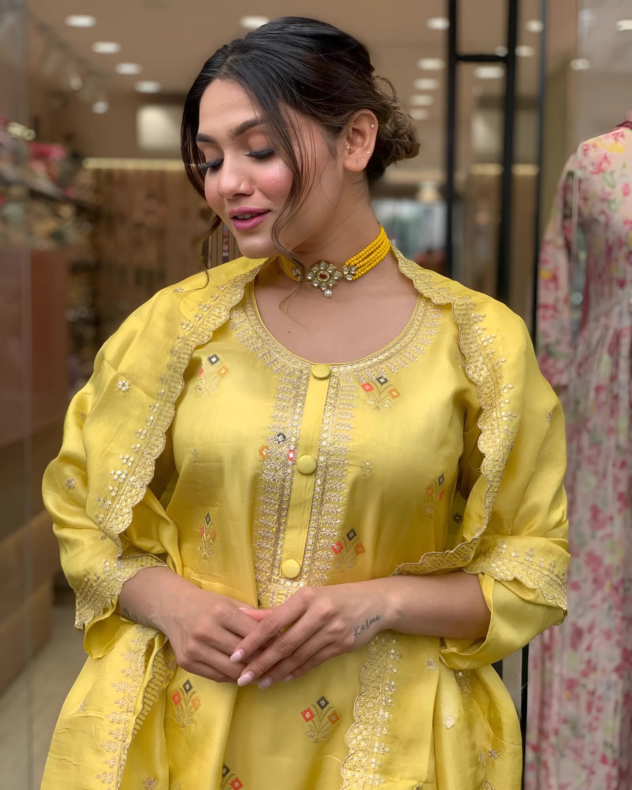 Women Embrodairy JAcquard Stright Kurta Set