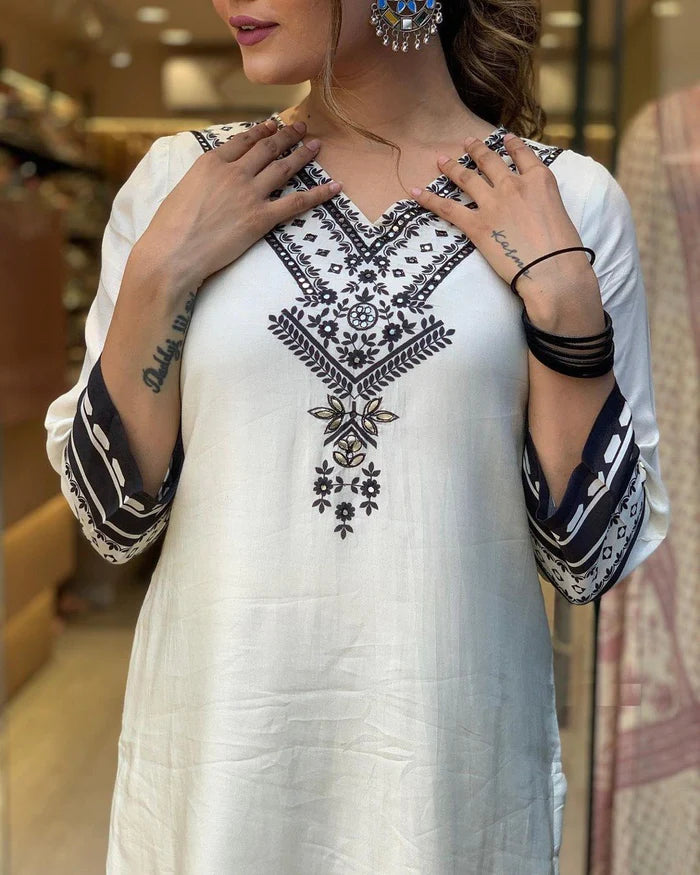 WOMEN Embrodairy Stright Kurta Set