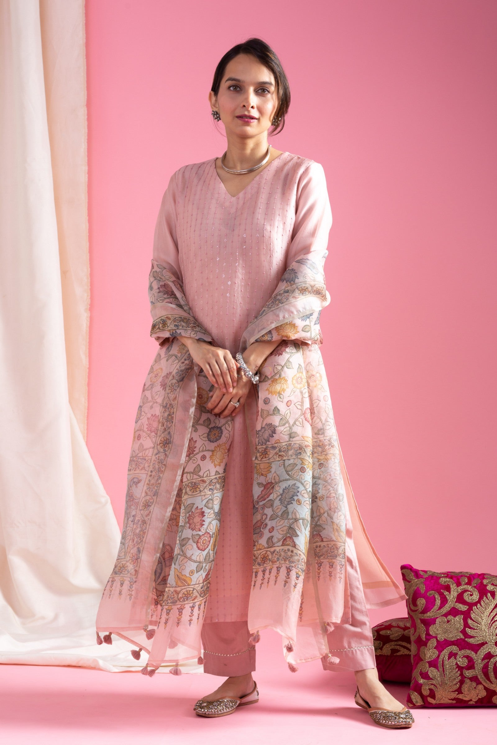 Simple and Elegant Pastel Pink Kurti
