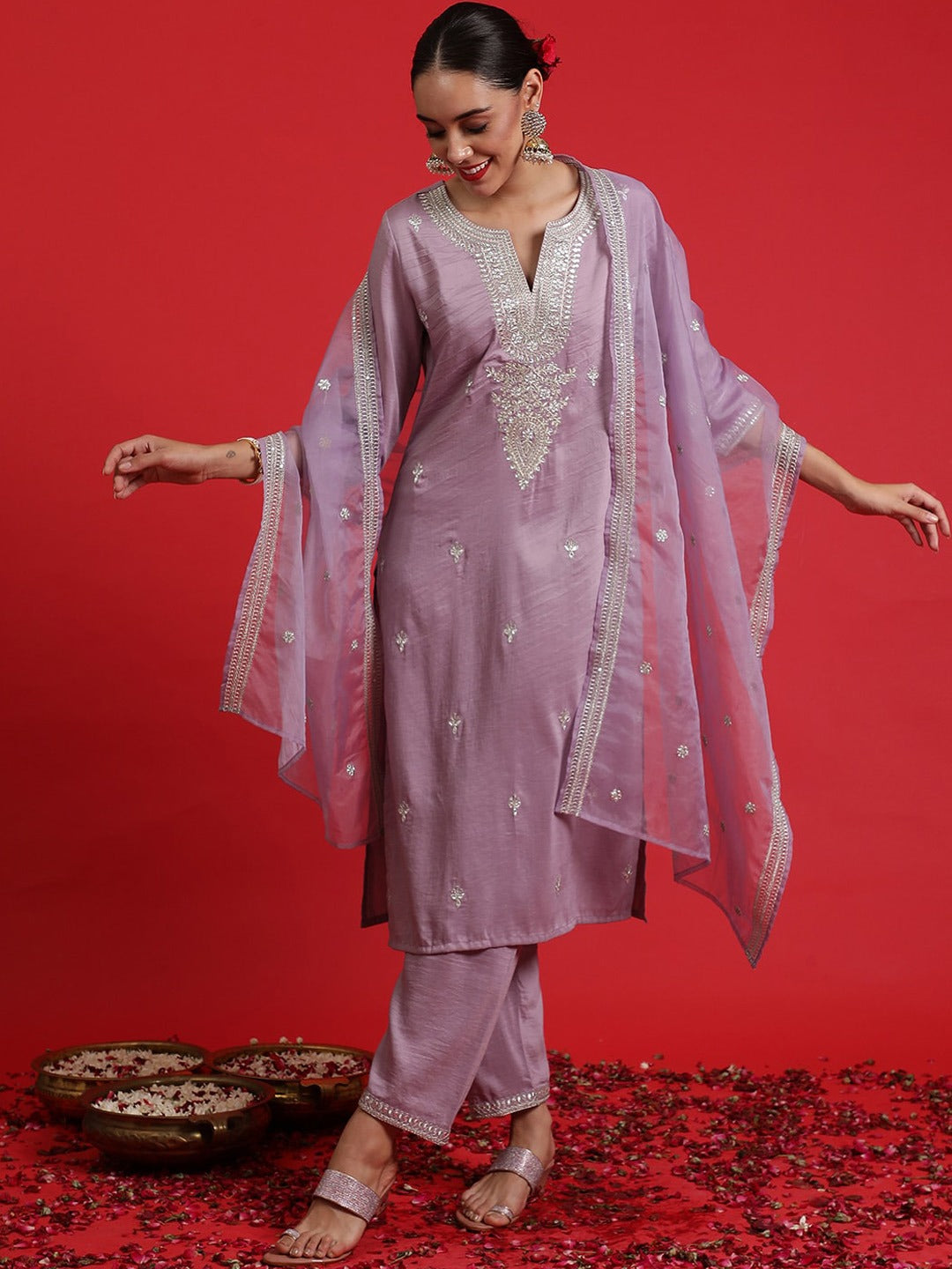 Women Embroidered VISCOSE CHANDERI kurta set