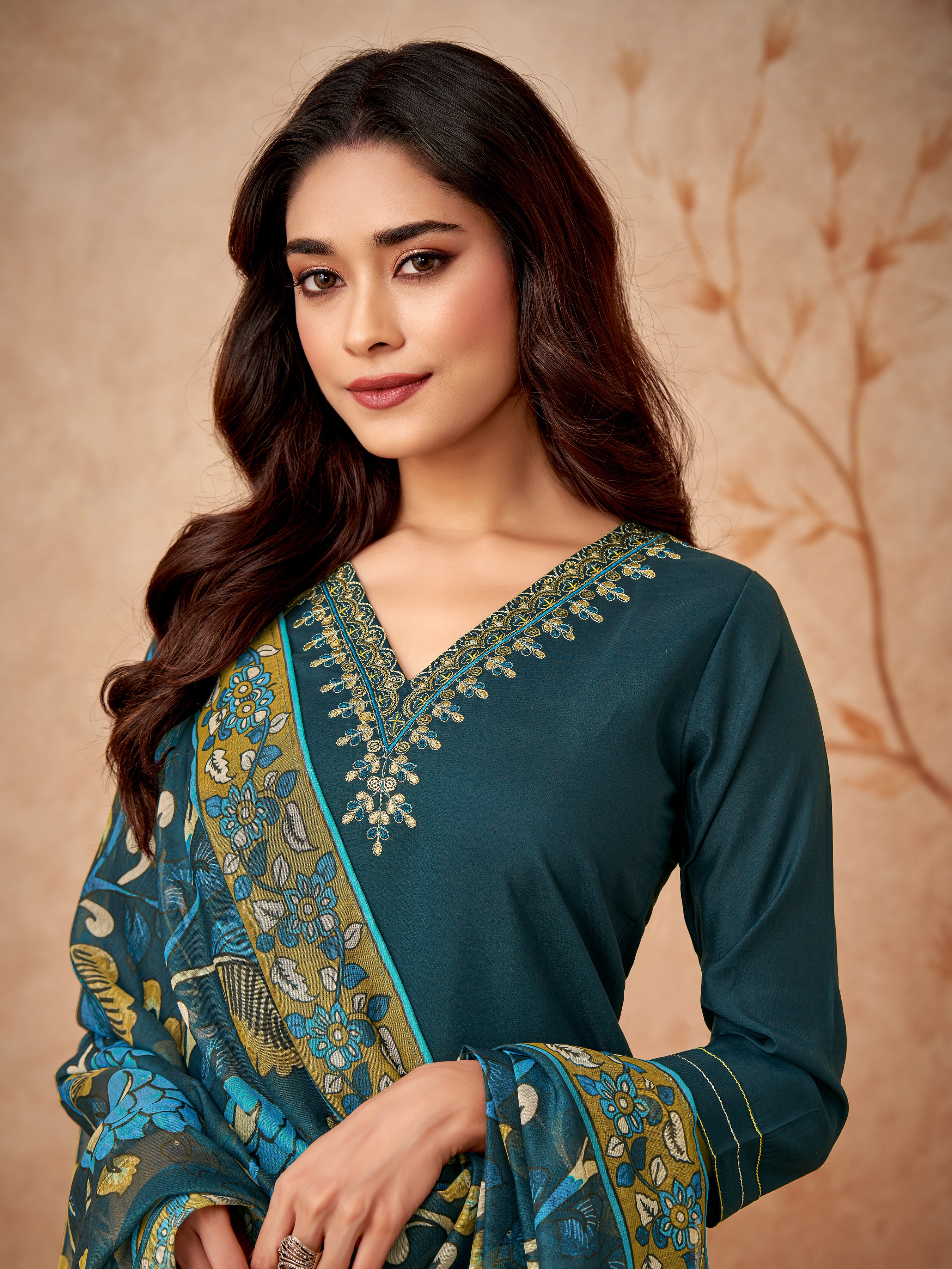 Women"s Green Embroidery Straight Kurta Pant With Dupatta