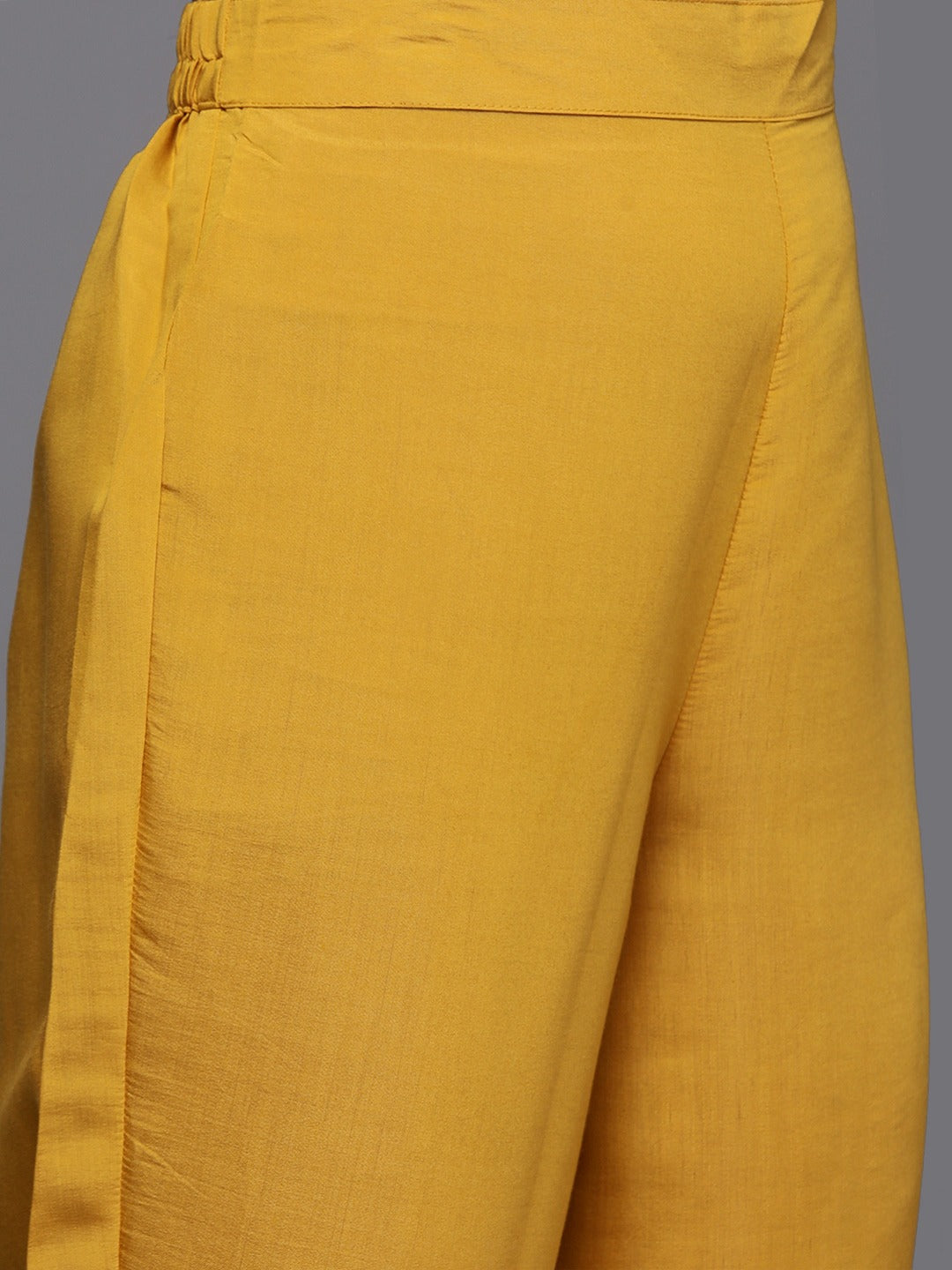 Women Embroidered VISCOSE CHANDERI kurta set