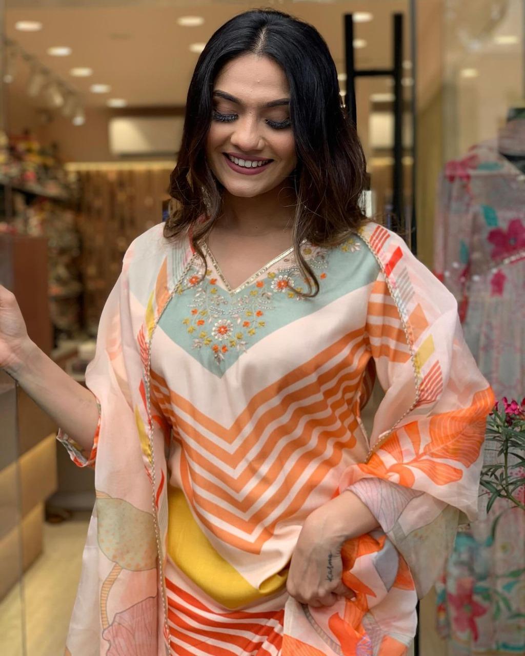 Women Printed Straight Kurta Suit Set