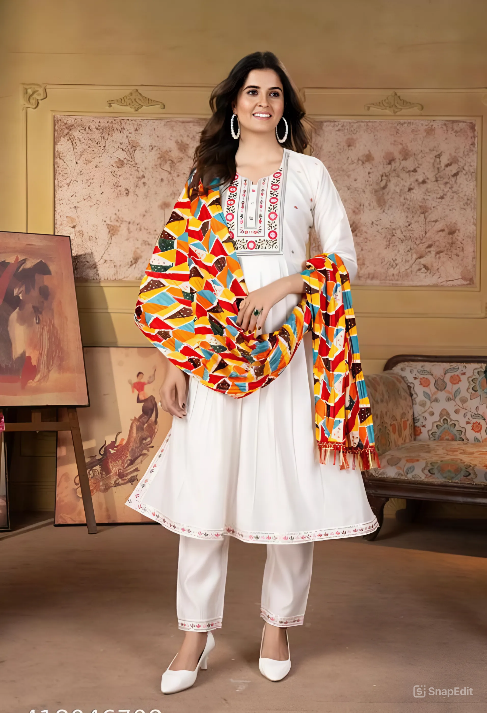 Women Embroidered Viscose Chanderi kurta set